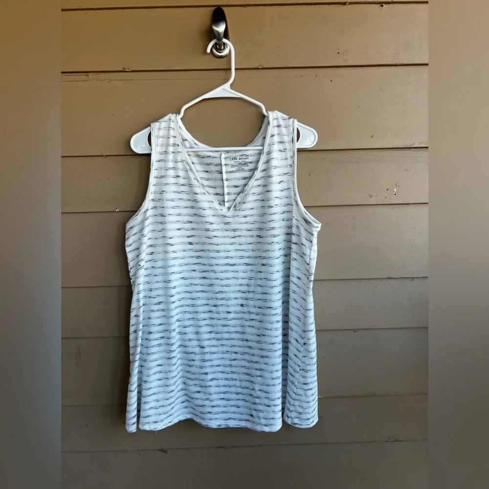 Lane Bryant Swing Tank - Size 14/16.- Stripes Summer Stretchy